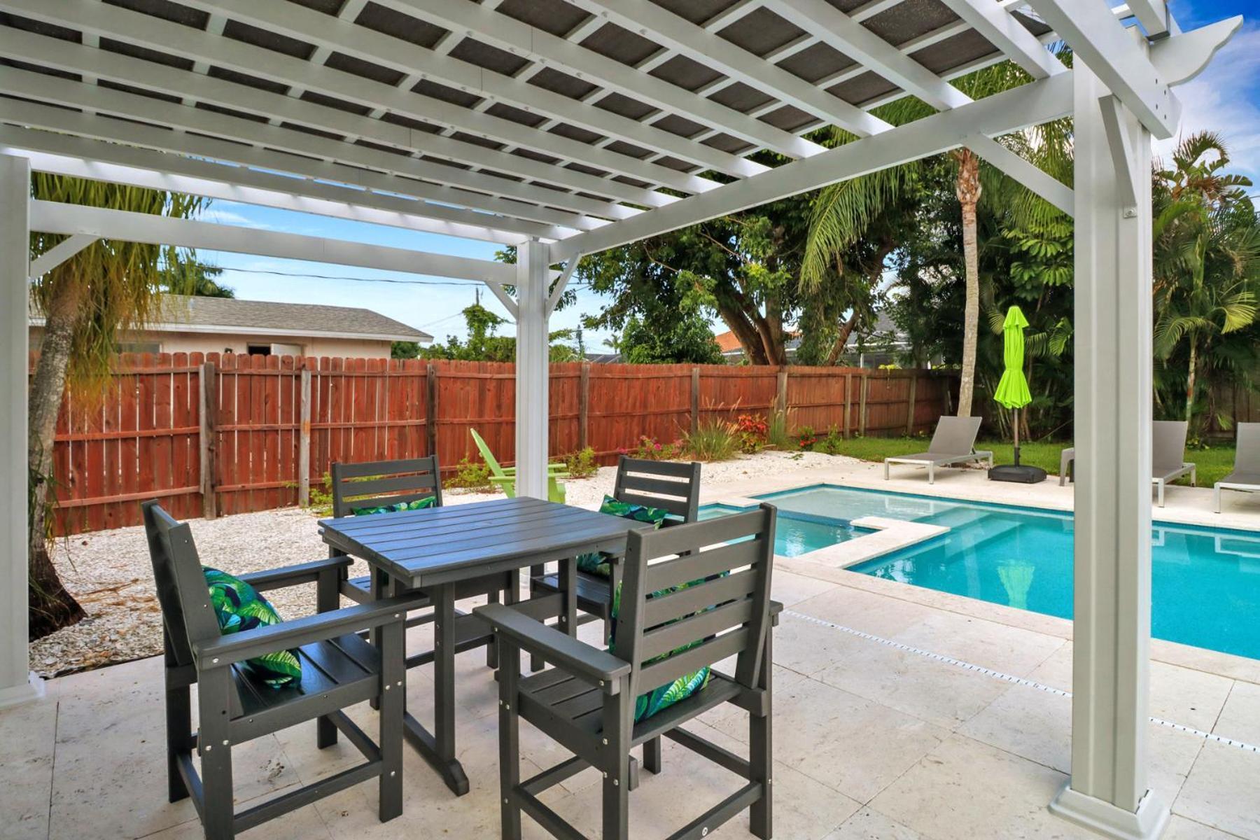 Little Beach House W/ Pool&Spa - 5 Minutes To Vanderbilt Beach North North Naples Exterior foto